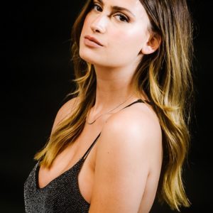 שרשרת מכסף משובצת בזירקונים