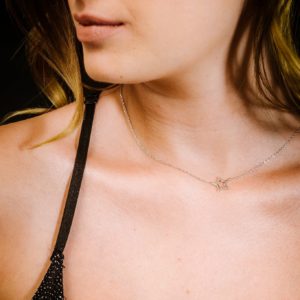 שרשרת כוכב חלול מכסף