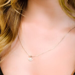 שרשרת עין אלגנטית מכסף משובצת זירקונים