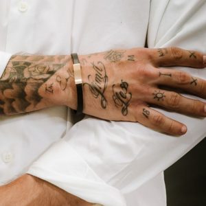 צמיד אלגנטי לגבר דגם MS – GOLDEN