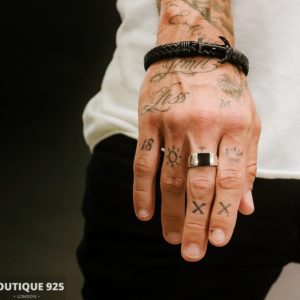 צמיד עם אלמנט עוגן שחור מט