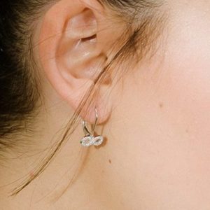 עגילי כסף אינפיניטי