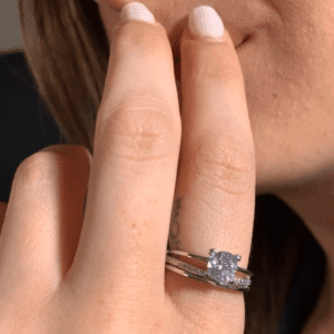 טבעת כסף זרקן מרכזי מורם