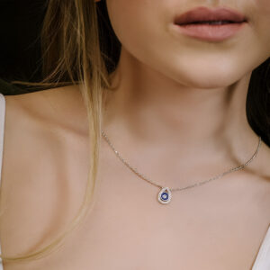 שרשרת טיפה עם עין מכסף משובצת בזירקונים