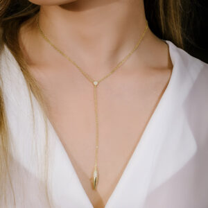 צ'וקר עניבה קליע בצבע זהב משובץ זירקונים