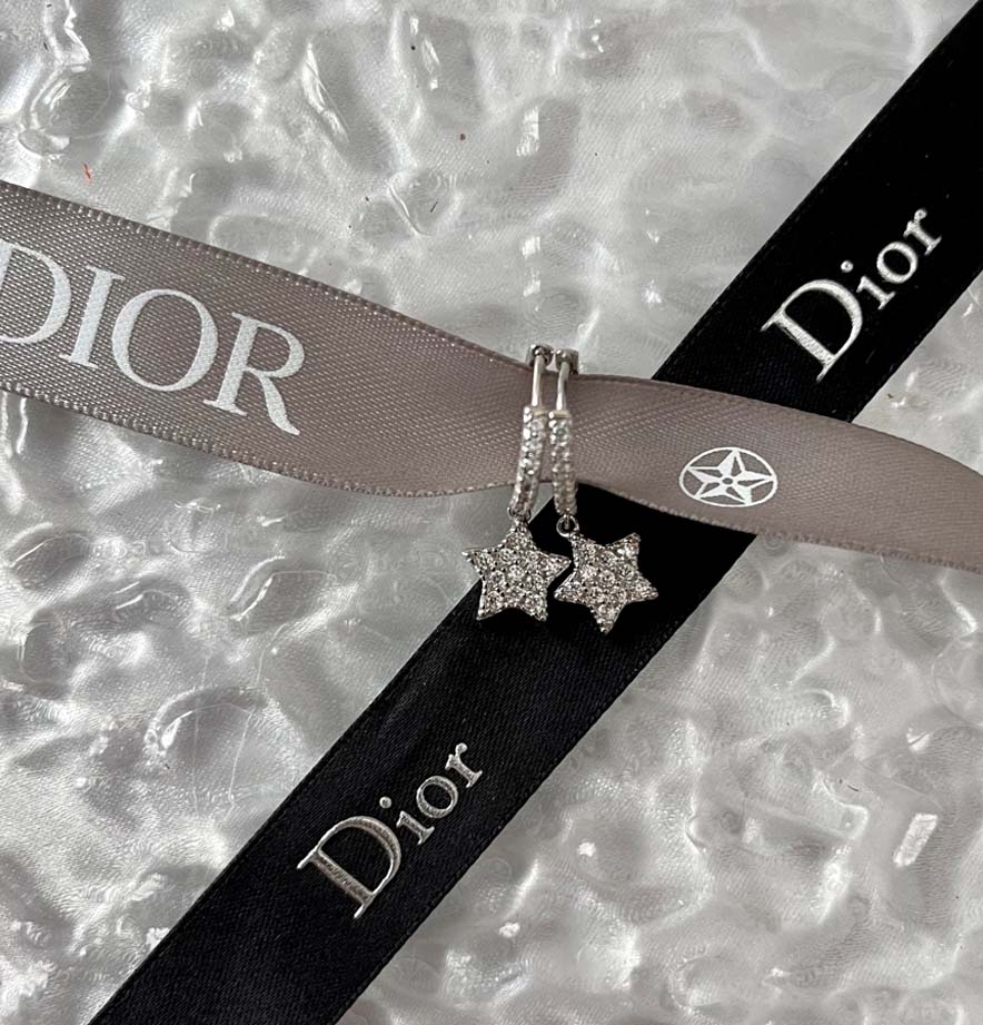 עגילי כוכב נופלים