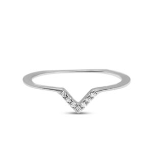 טבעת כסף V משובץ