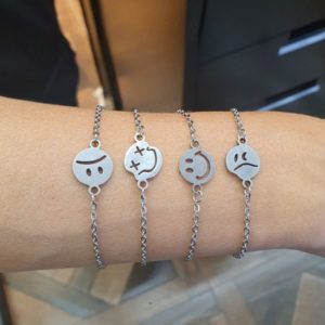 צמידי אימוג'י – מתאימים ליד וגם לרגל