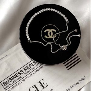 צמיד טניס שיבוץ עגול עם סוגר חוט