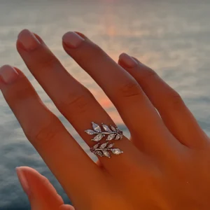 טבעת פתוחה עלי מרקיזות